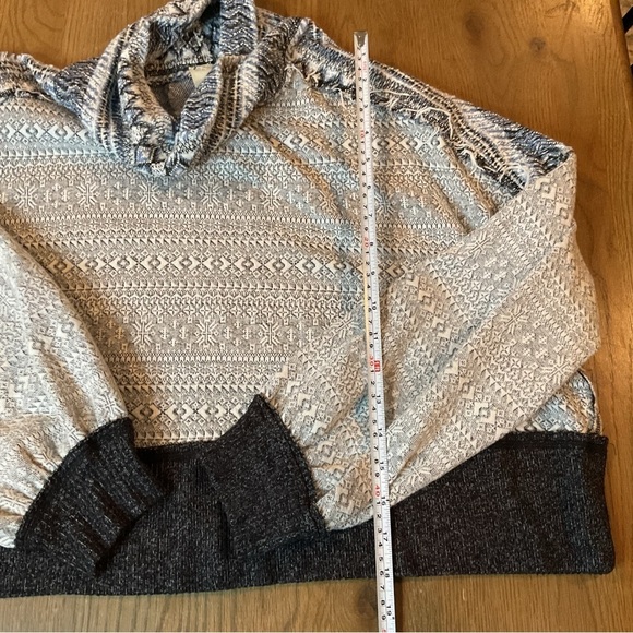 Free People At The Lodge Turtleneck Sweater Small EUC - Picture 15 of 15